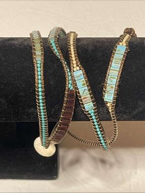 Handmade Virtu  Turquoise and Brown Beaded Wrap Bracelet